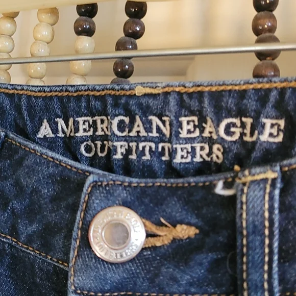American Eagle "Boy Jean" - Picture 4 of 9